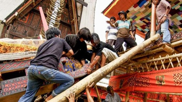 Inilah 5 Budaya Toraja yang Menarik Banyak Wisatawan Asing